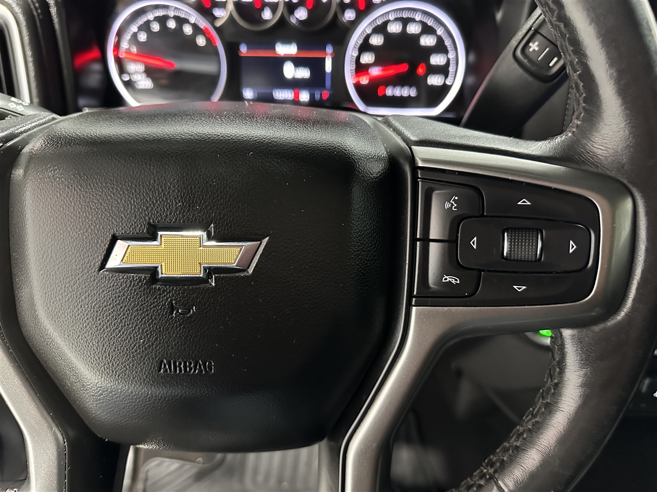 Chevrolet Silverado 1500 LT Crew Cab 4WD 2021