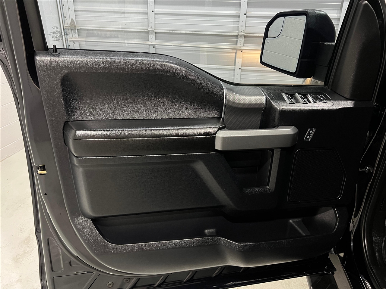 Ford F-150 XLT SuperCrew 5.5-ft. Bed 4WD 2016