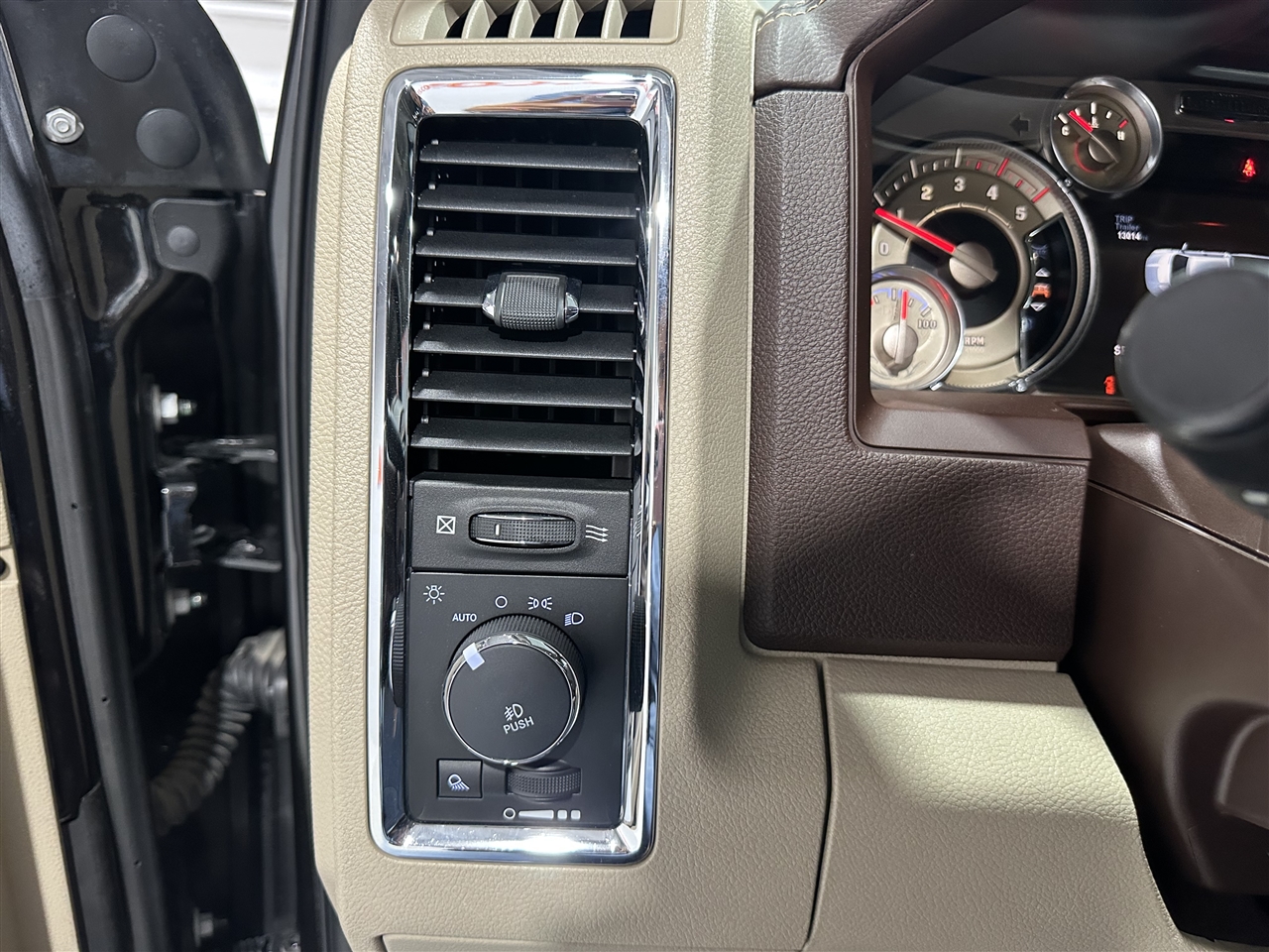 RAM 2500 Longhorn Crew Cab SWB 4WD 2017