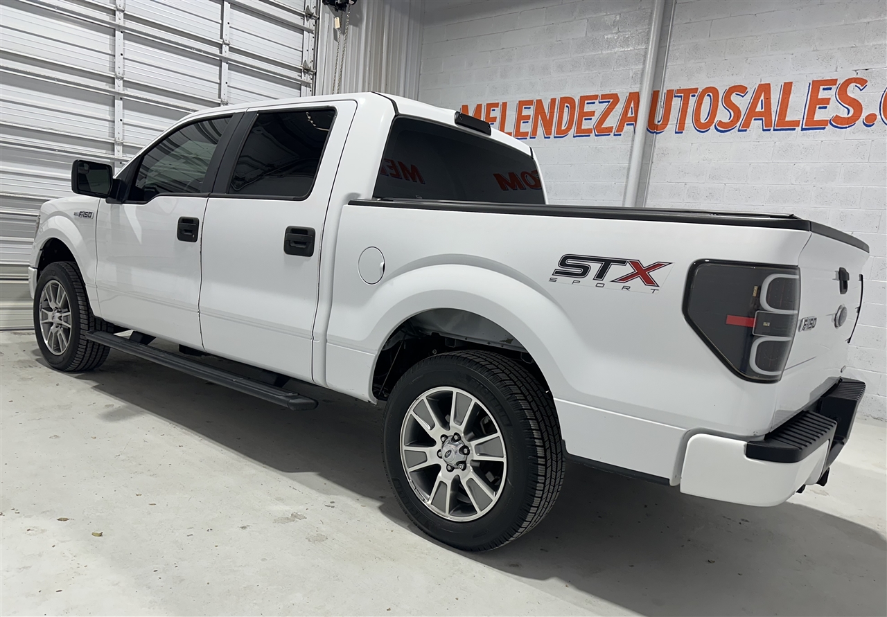 Ford F-150 XL SuperCrew 5.5-ft. Bed 2WD 2014