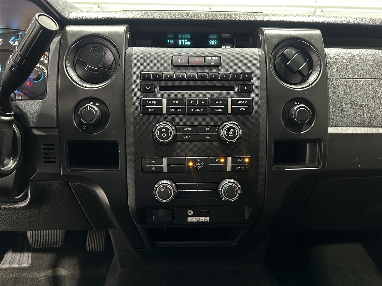 Ford F-150 XL SuperCrew 5.5-ft. Bed 2WD 2014