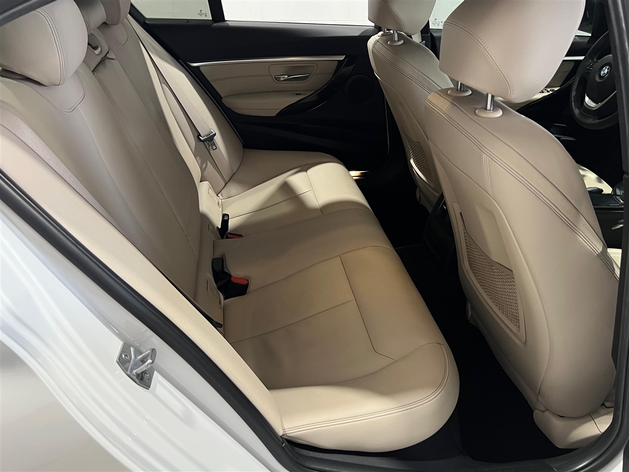 BMW 3-Series 330i SULEV Sedan 2018