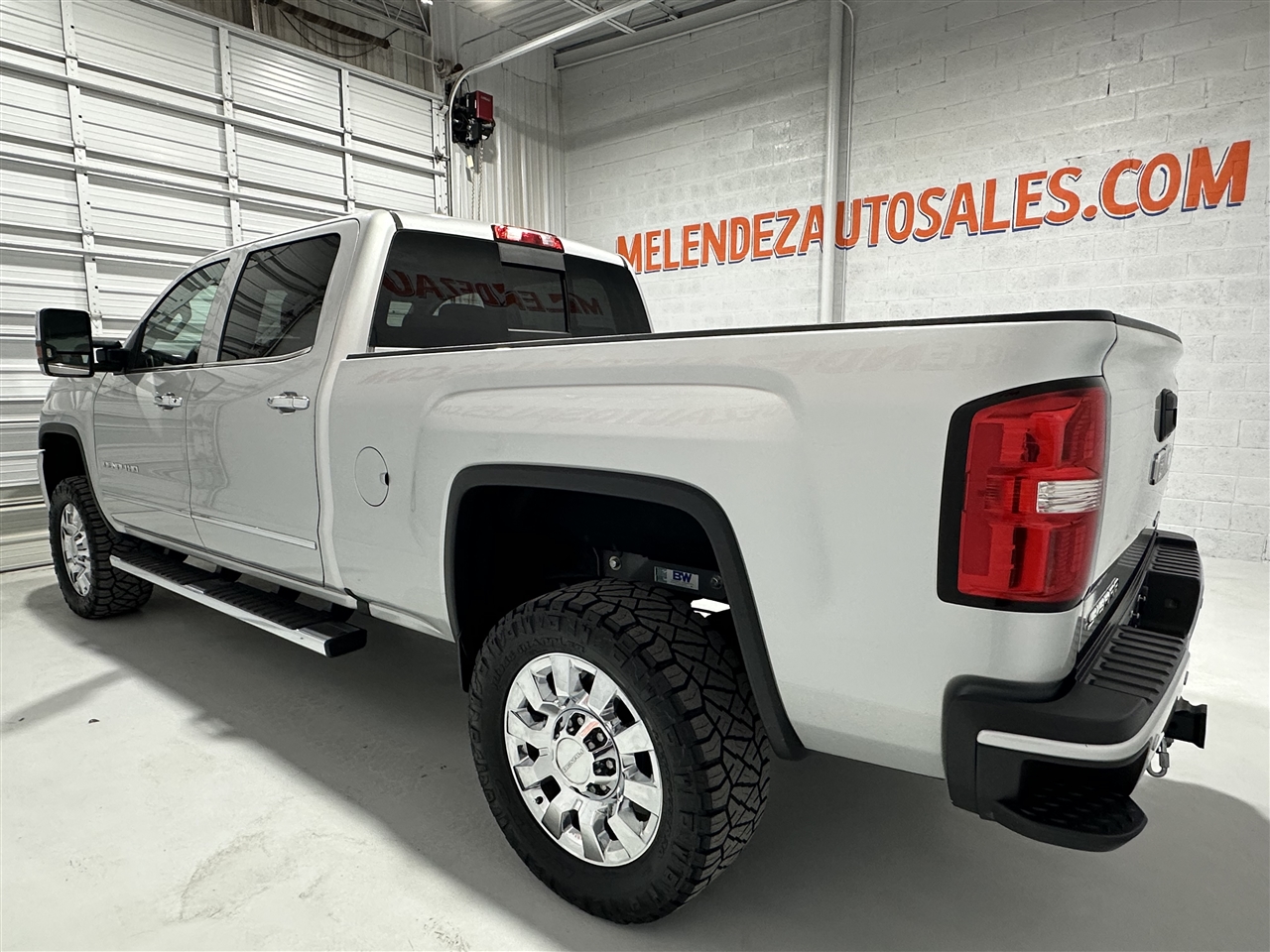 GMC Sierra 2500HD Denali Crew Cab 4WD 2018