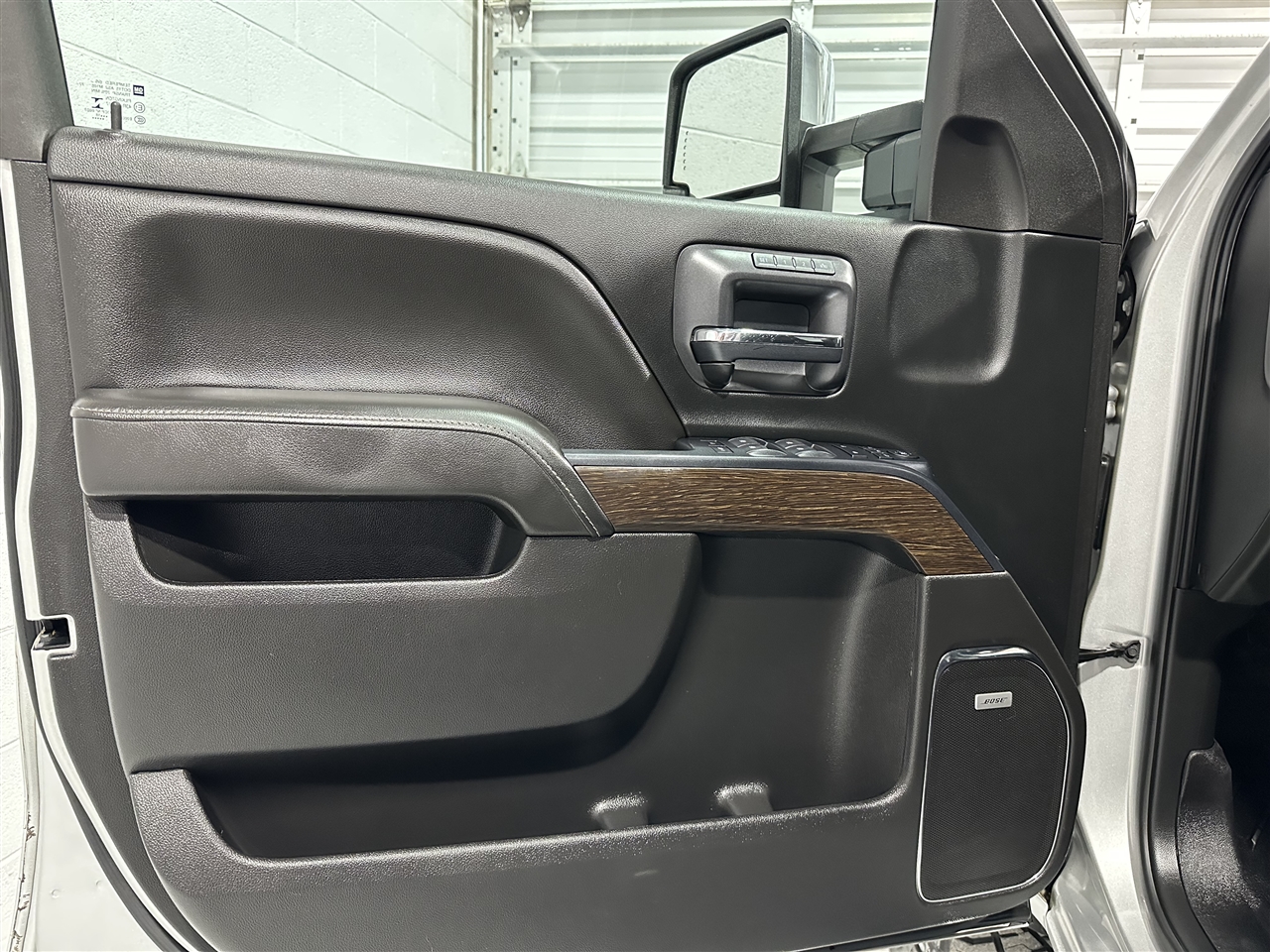 GMC Sierra 2500HD Denali Crew Cab 4WD 2018