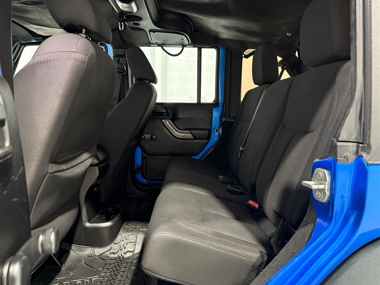 Jeep Wrangler Unlimited Sport 4WD 2015