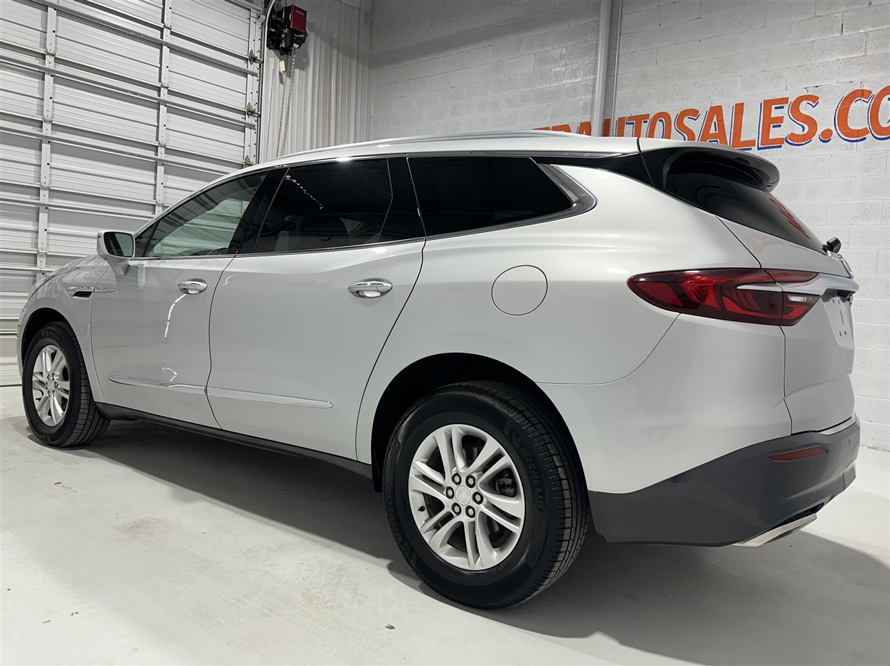 Buick Enclave Essence FWD 2020