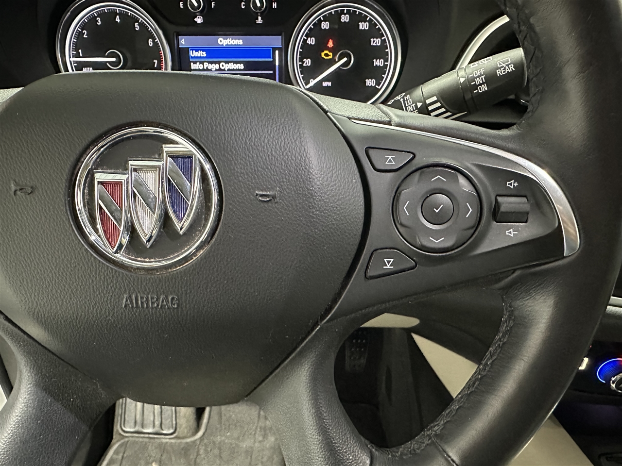 Buick Enclave Essence FWD 2020