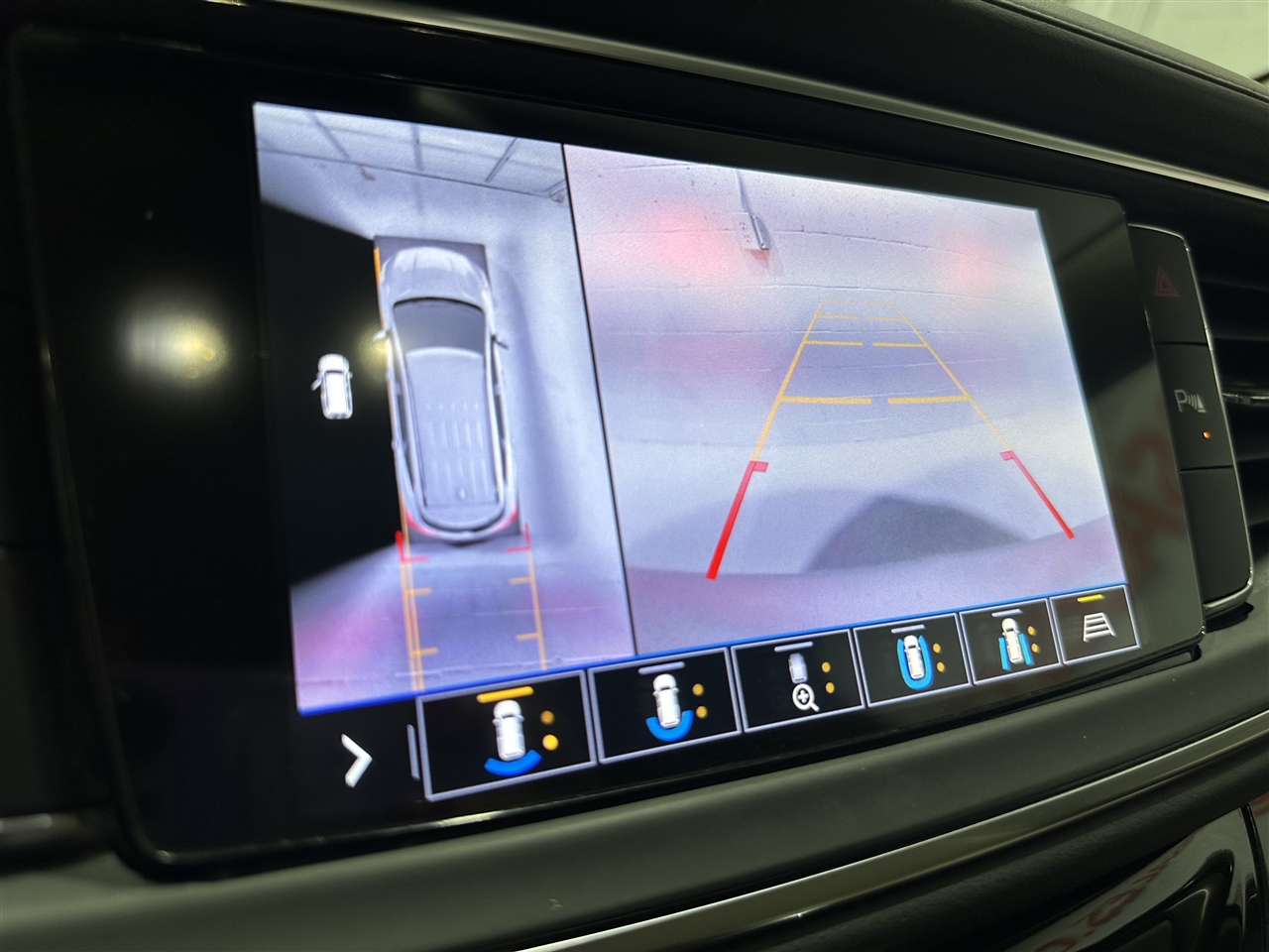 Buick Enclave Essence FWD 2020