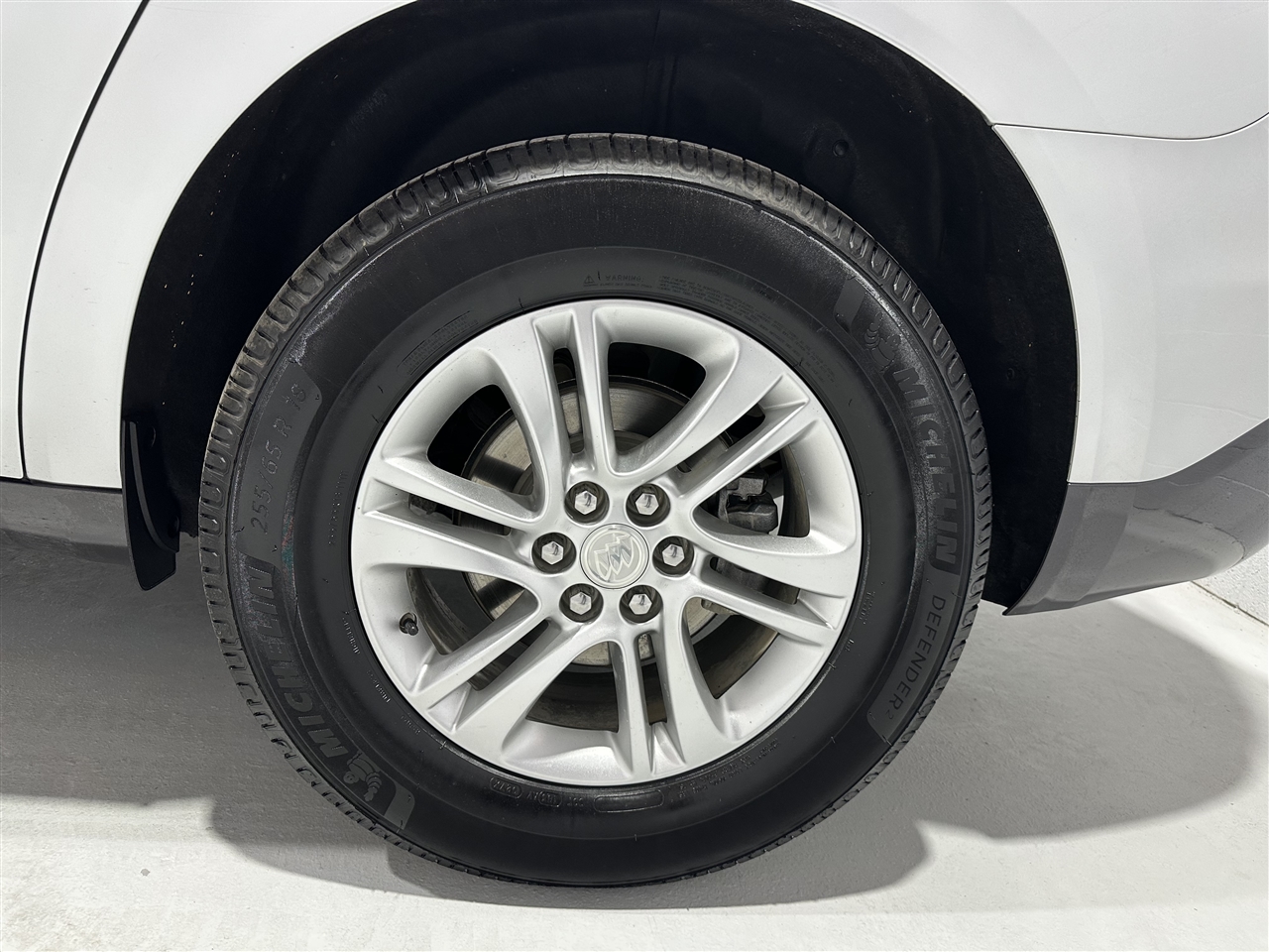 Buick Enclave Essence FWD 2020