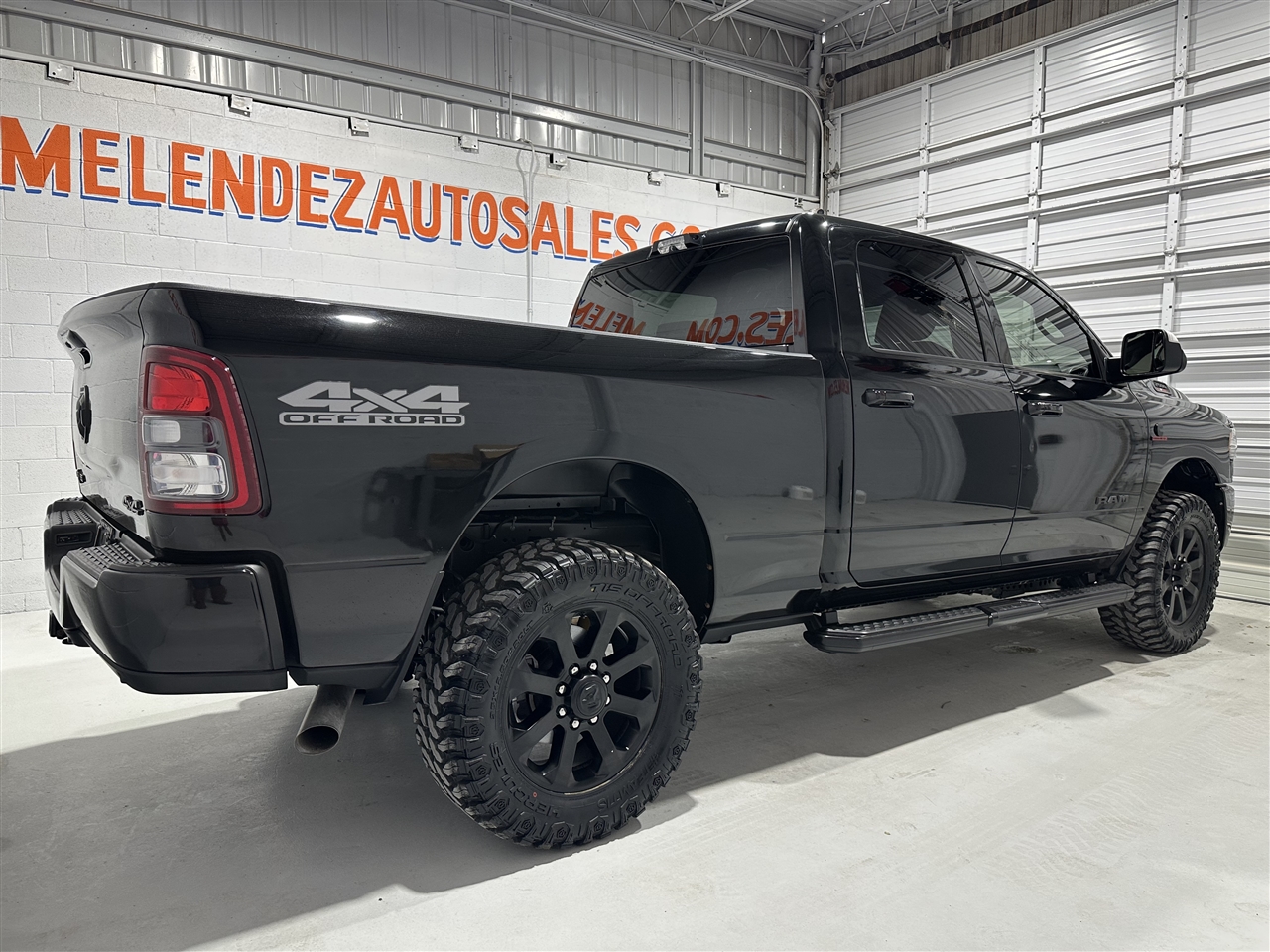RAM 2500 Tradesman Crew Cab SWB 4WD 2021
