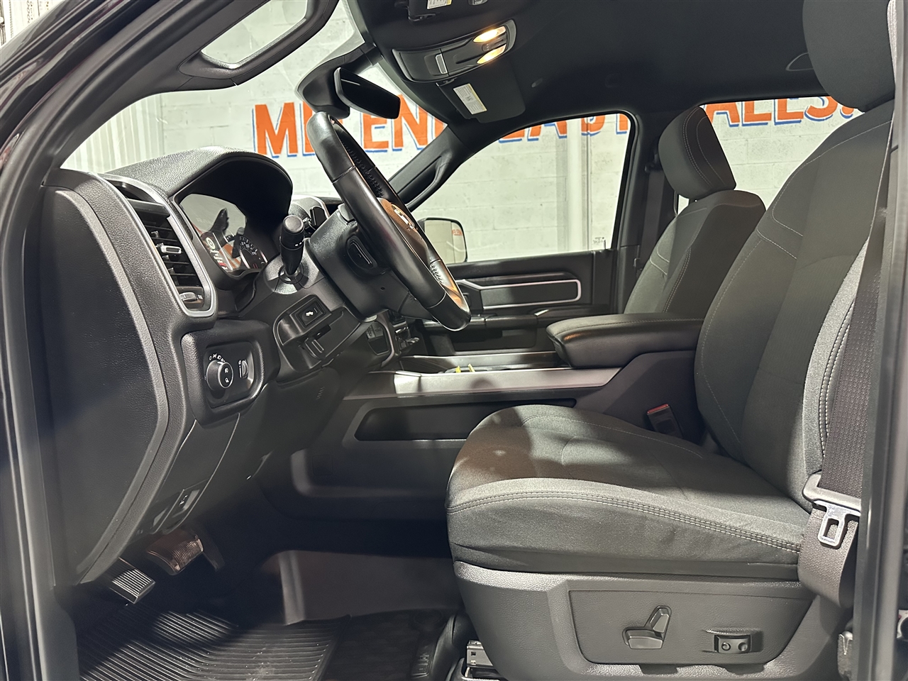 RAM 2500 Tradesman Crew Cab SWB 4WD 2021