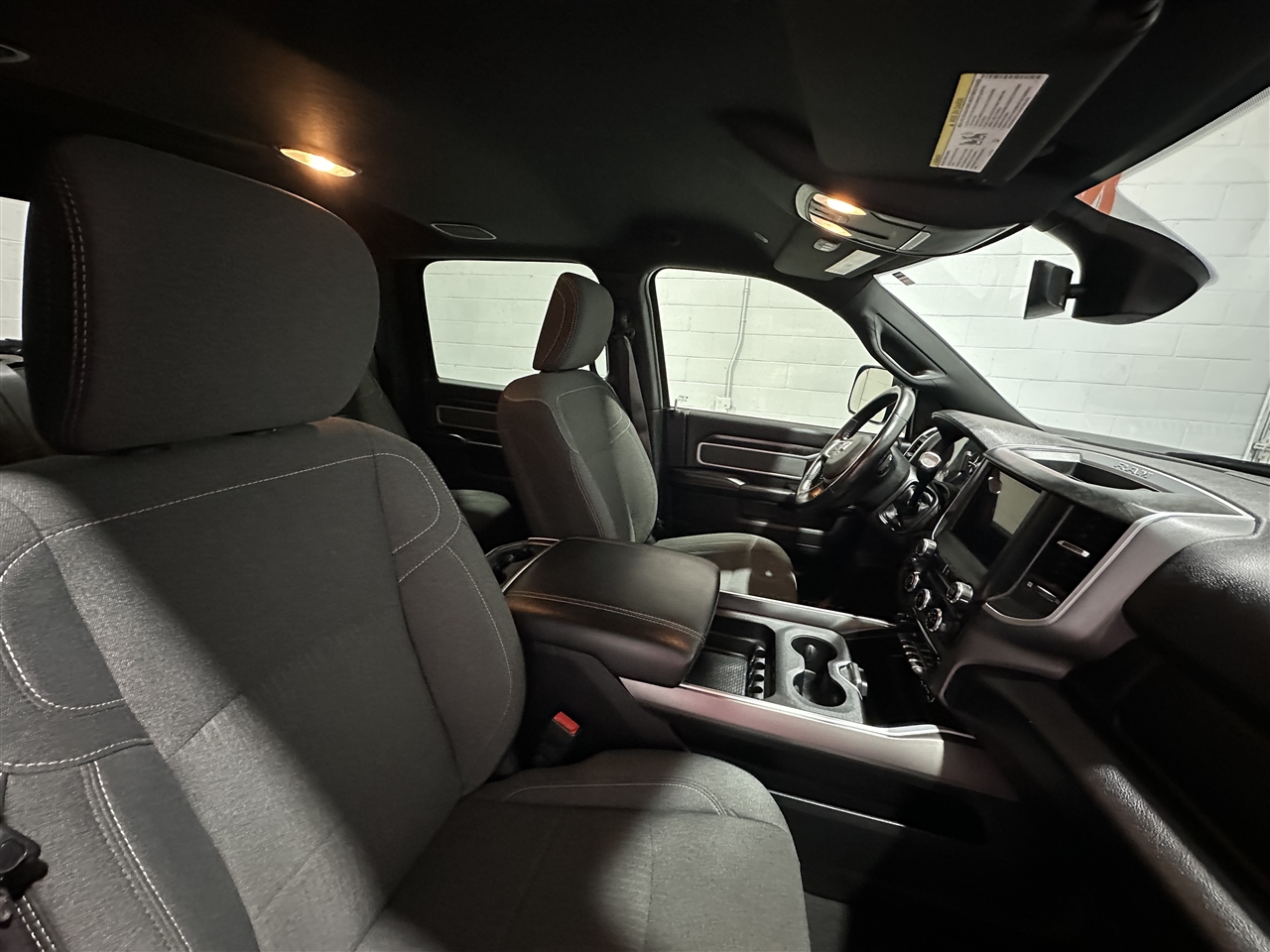 RAM 2500 Tradesman Crew Cab SWB 4WD 2021