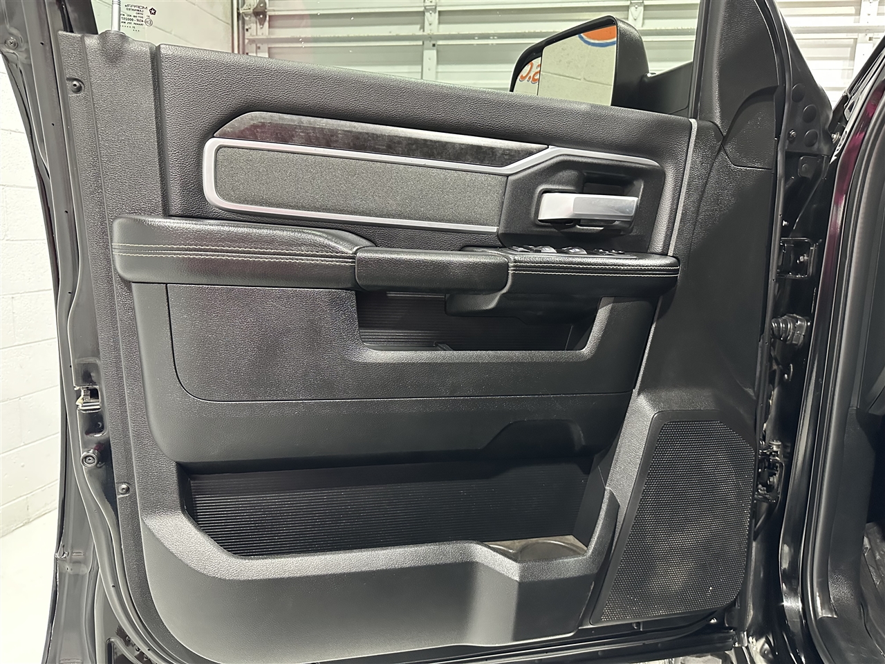 RAM 2500 Tradesman Crew Cab SWB 4WD 2021