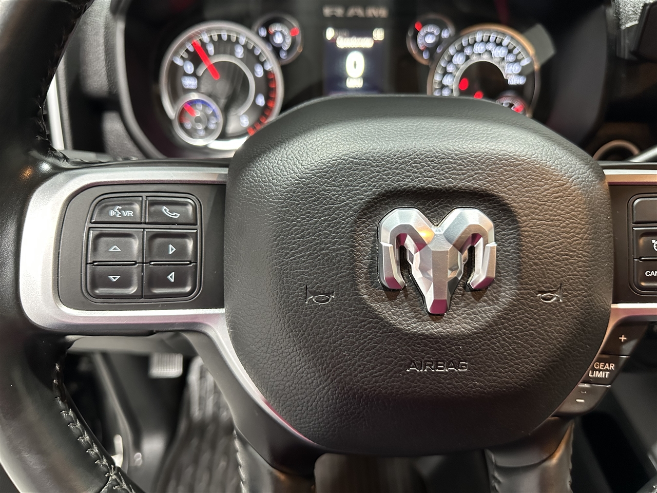 RAM 2500 Tradesman Crew Cab SWB 4WD 2021