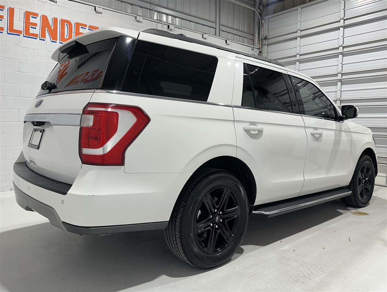 Ford Expedition XLT 2021