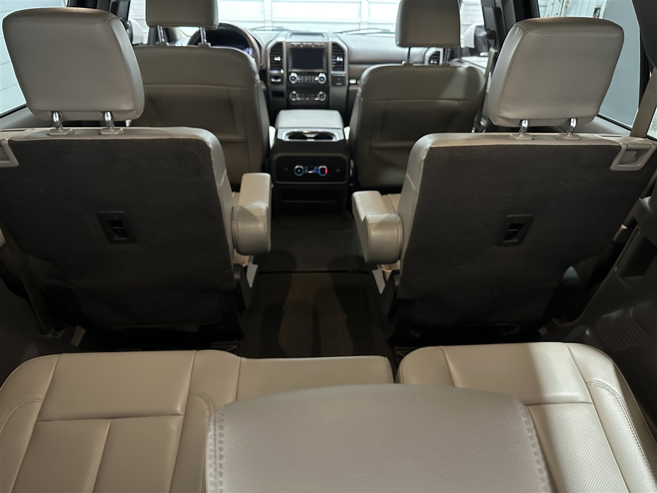 Ford Expedition XLT 2021