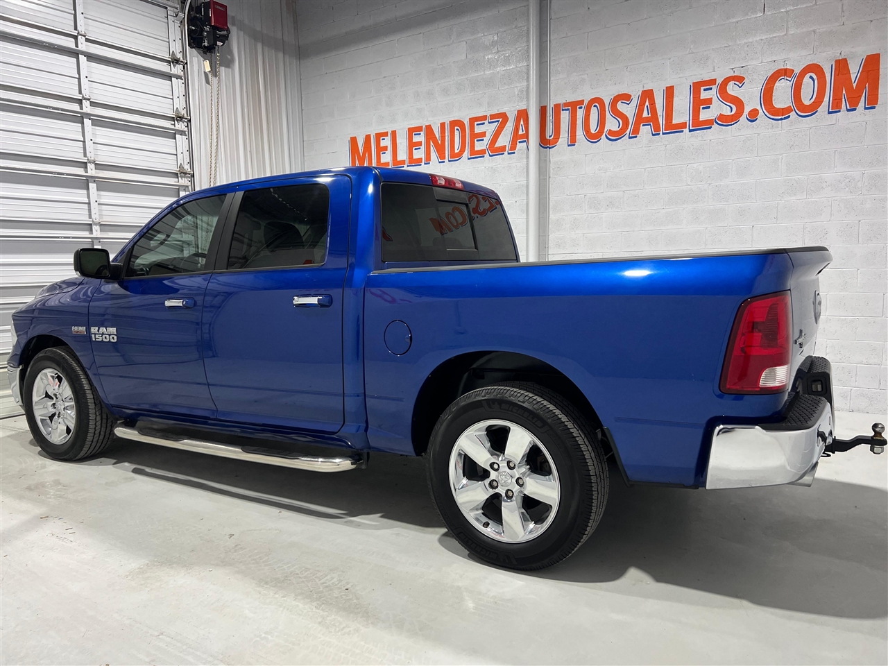 RAM 1500 SLT Crew Cab SWB 2WD 2016