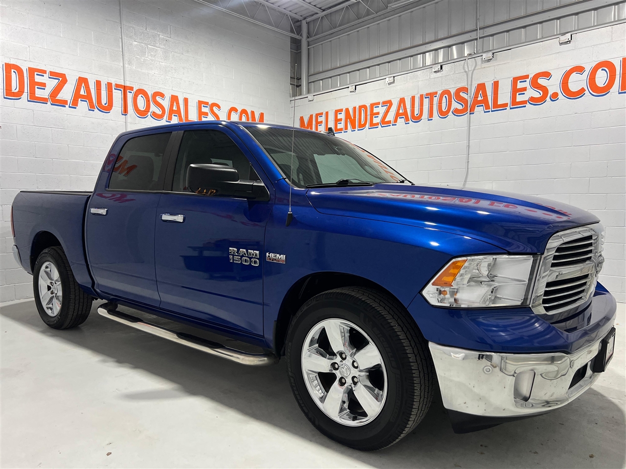 RAM 1500 SLT Crew Cab SWB 2WD 2016