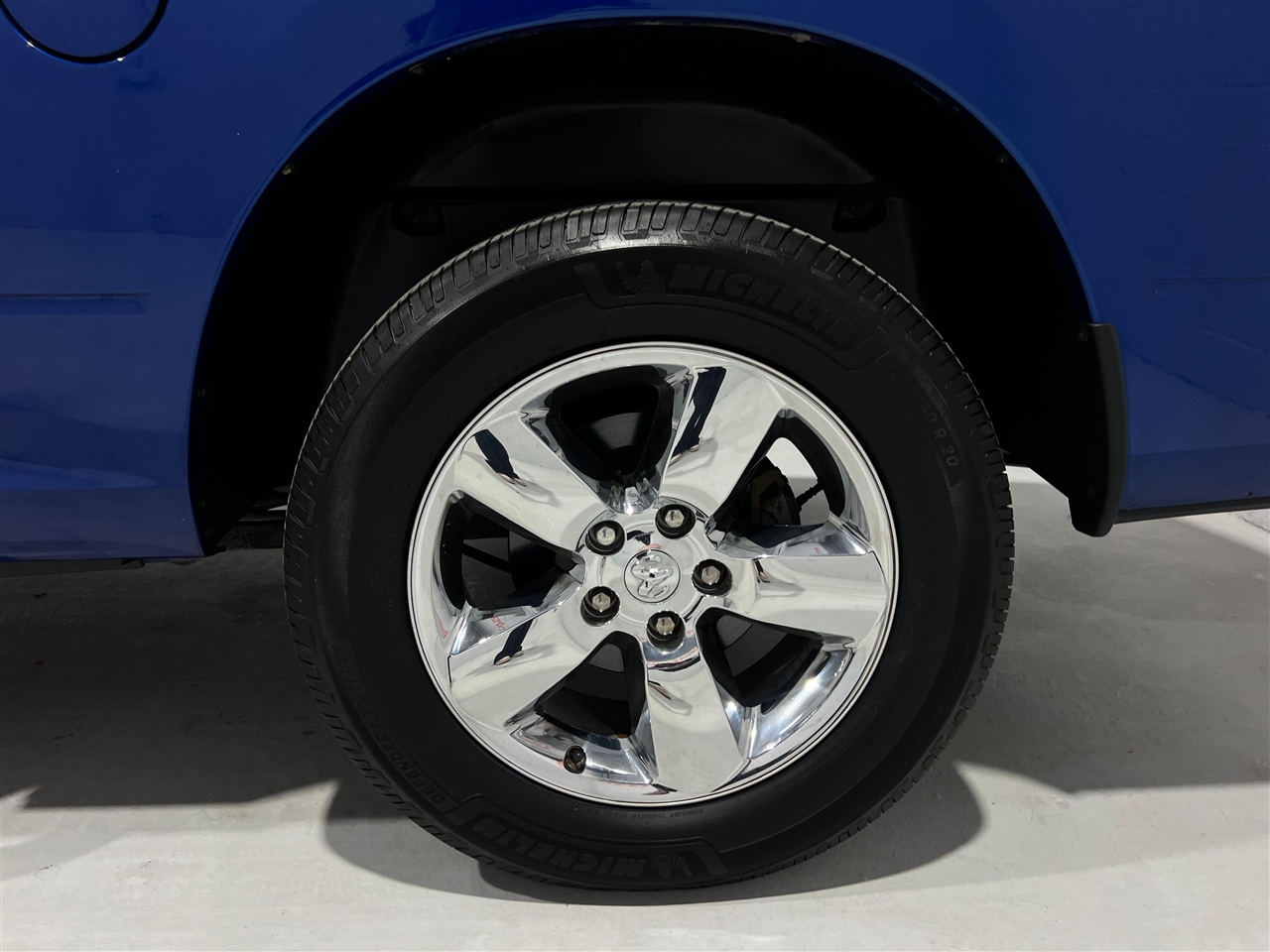 RAM 1500 SLT Crew Cab SWB 2WD 2016