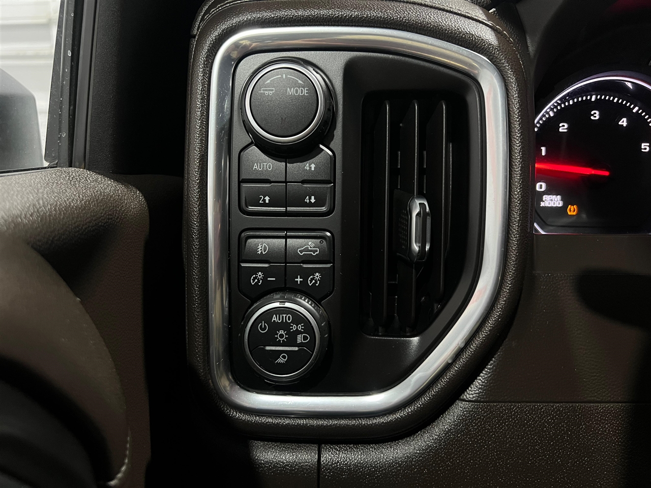 Chevrolet Silverado 3500HD LTZ Crew Cab 4WD 2021