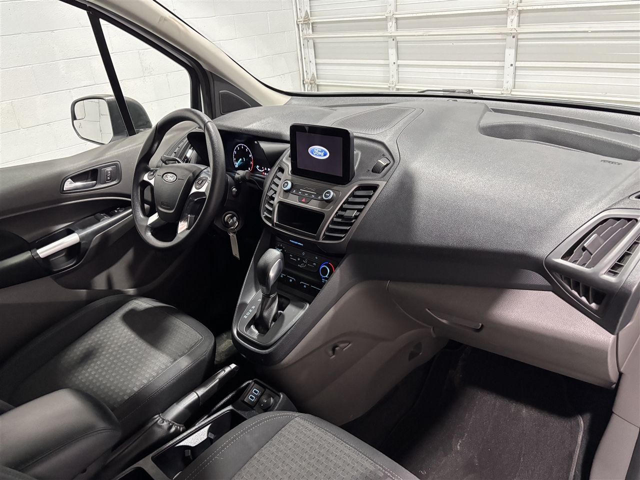 Ford Transit Connect Cargo Van XLT LWB w/Rear Liftgate 2020