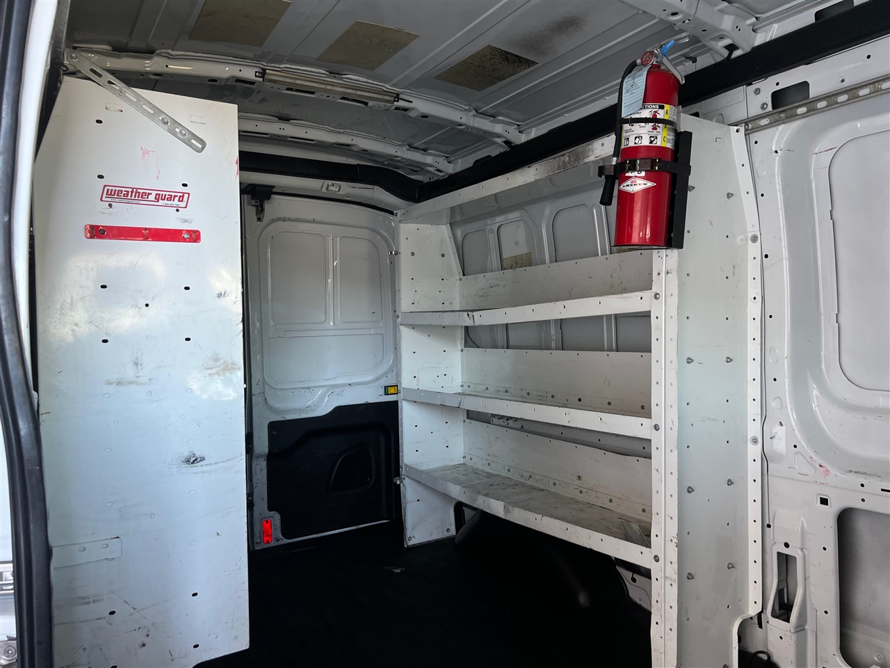 Ford Transit 350 Van Med. Roof w/Sliding Pass. 148-in. WB 2017