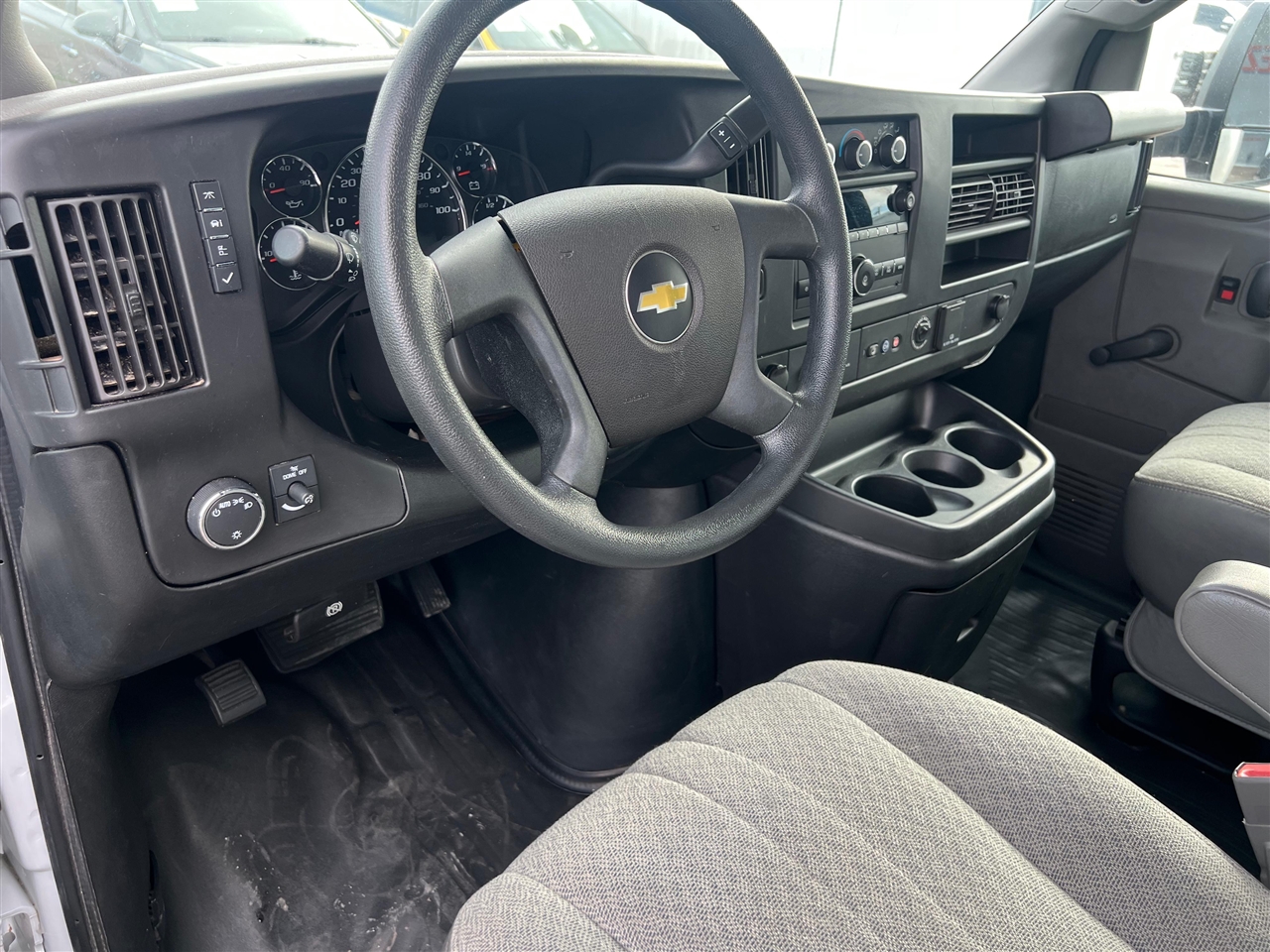 Chevrolet Express G3500 177" 2019