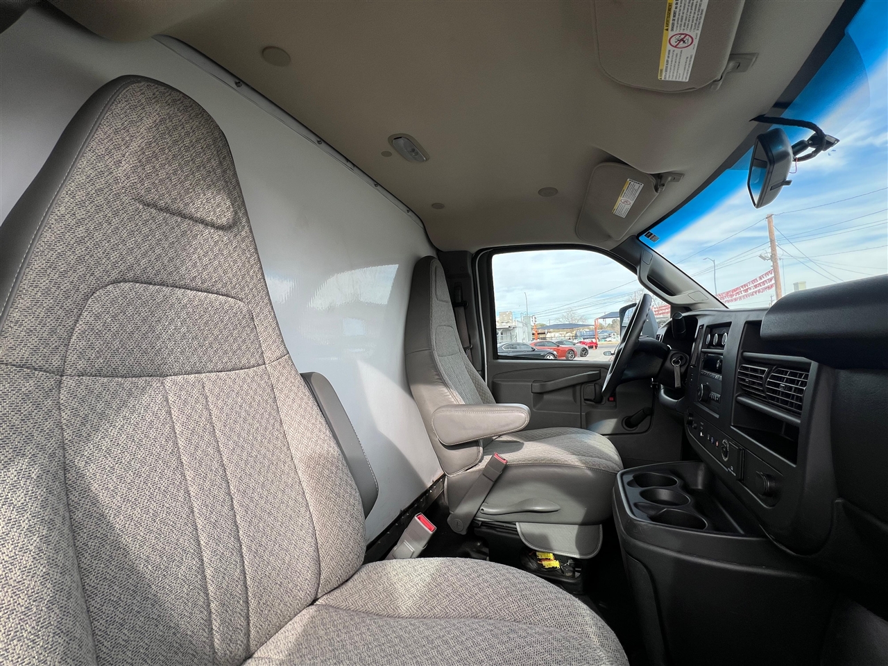 Chevrolet Express G3500 177" 2019