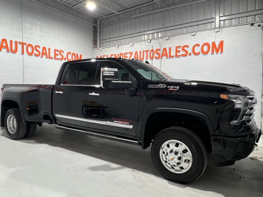 Chevrolet Silverado 3500HD High Country Crew Cab 4WD 2024