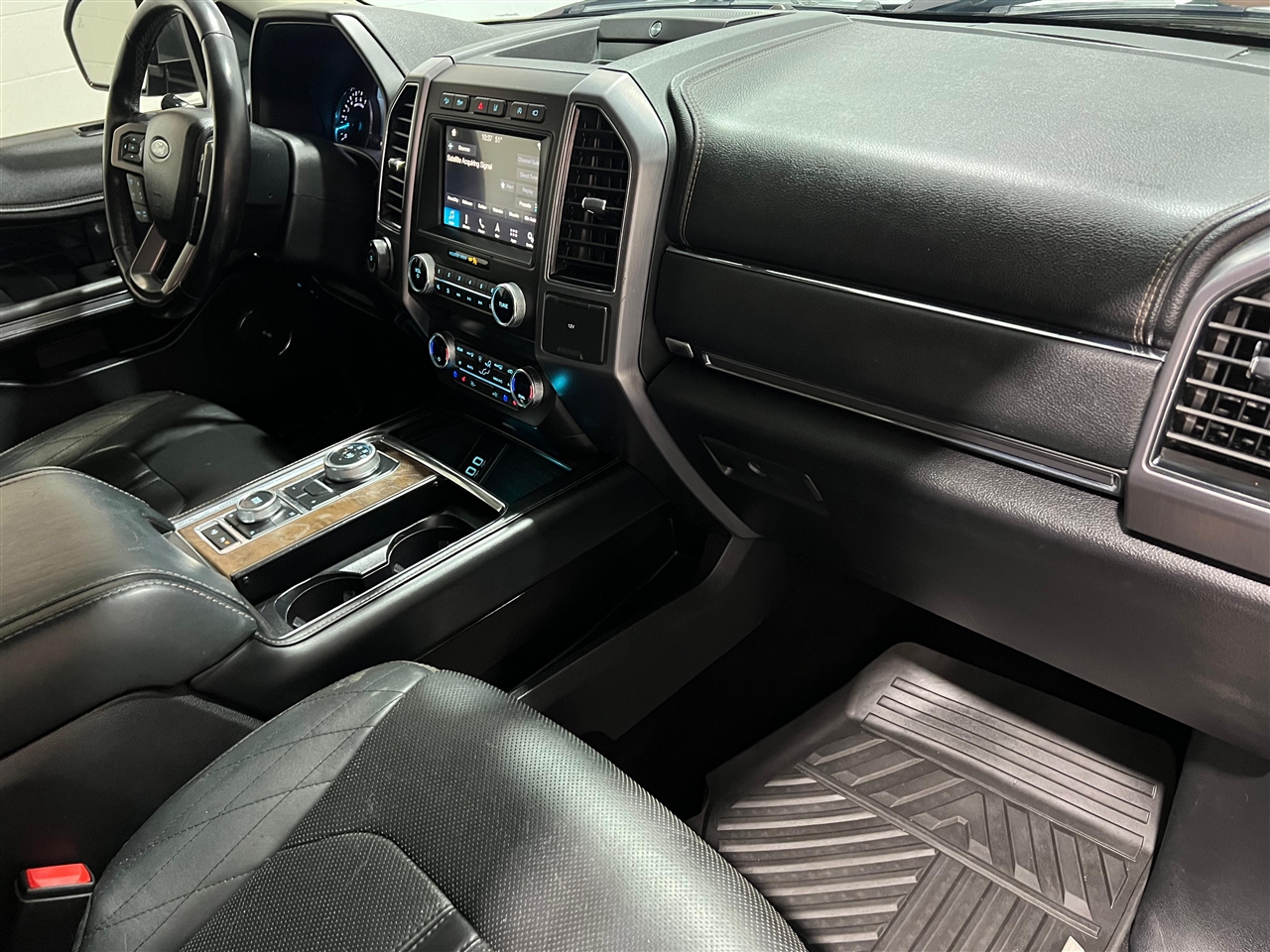 Ford Expedition Platinum 4WD 2019