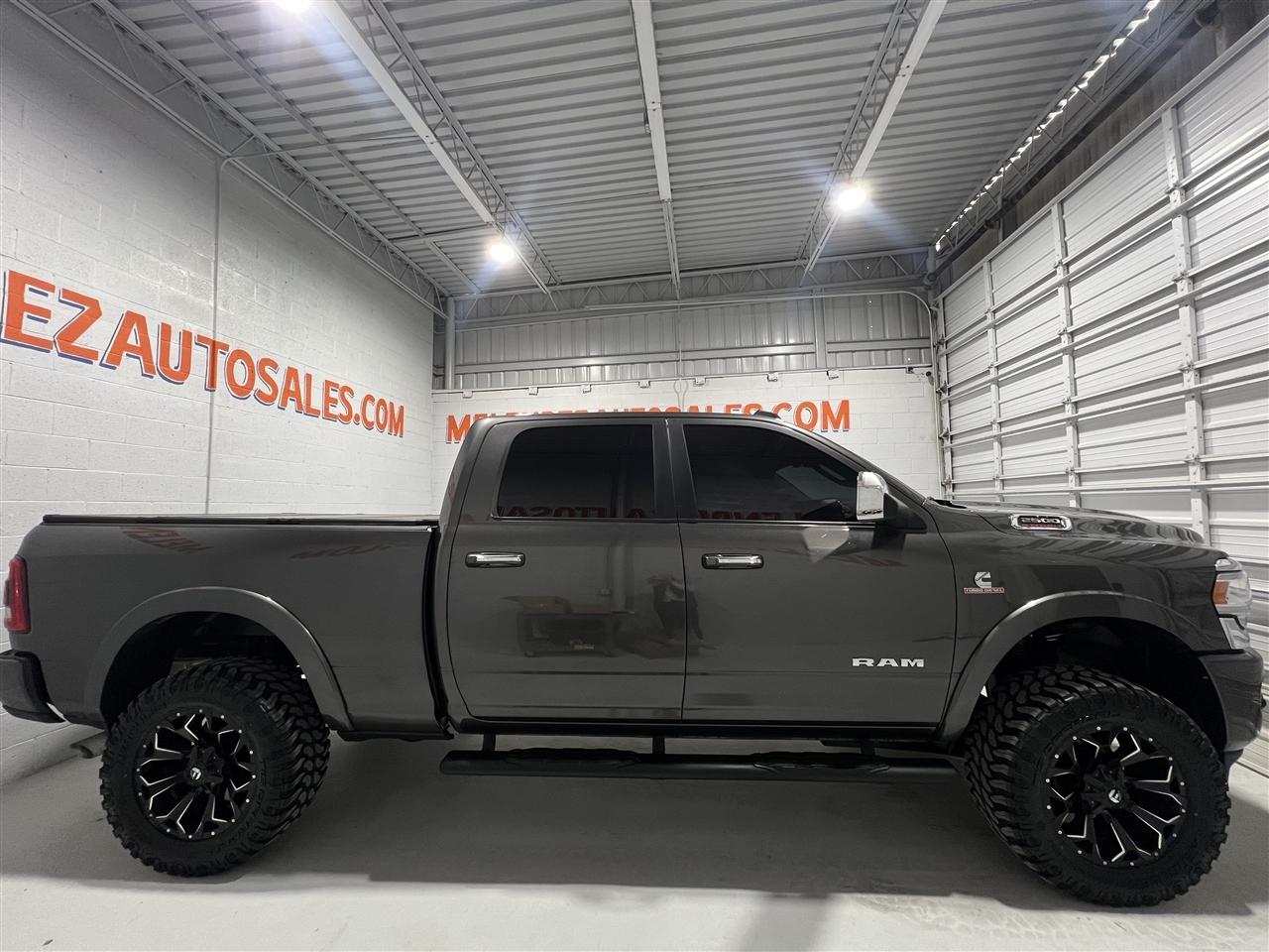 RAM 2500 Laramie Crew Cab SWB 4WD 2022