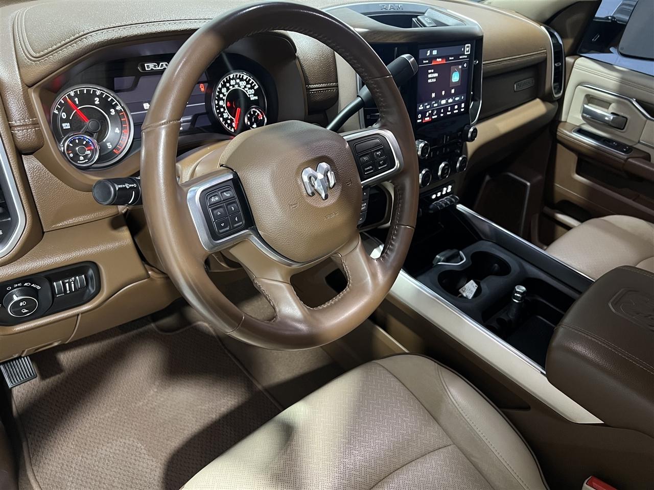 RAM 2500 Laramie Crew Cab SWB 4WD 2022