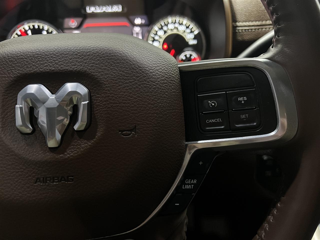 RAM 2500 Laramie Crew Cab SWB 4WD 2022