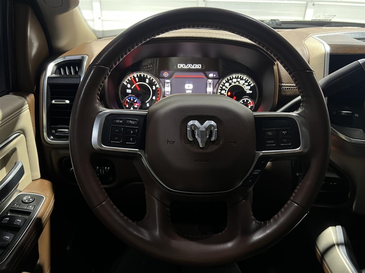 RAM 2500 Laramie Crew Cab SWB 4WD 2022