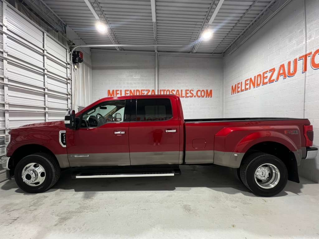 Ford F-350 SD Lariat Crew Cab Long Bed DRW 4WD 2022
