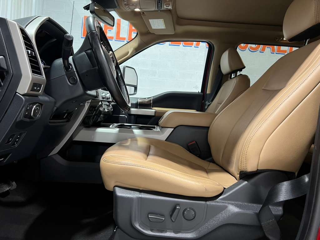 Ford F-350 SD Lariat Crew Cab Long Bed DRW 4WD 2022