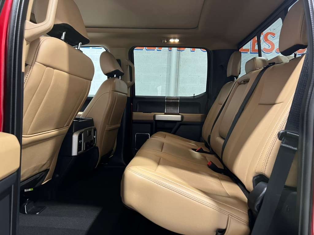 Ford F-350 SD Lariat Crew Cab Long Bed DRW 4WD 2022