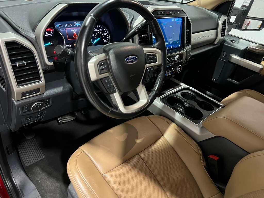 Ford F-350 SD Lariat Crew Cab Long Bed DRW 4WD 2022