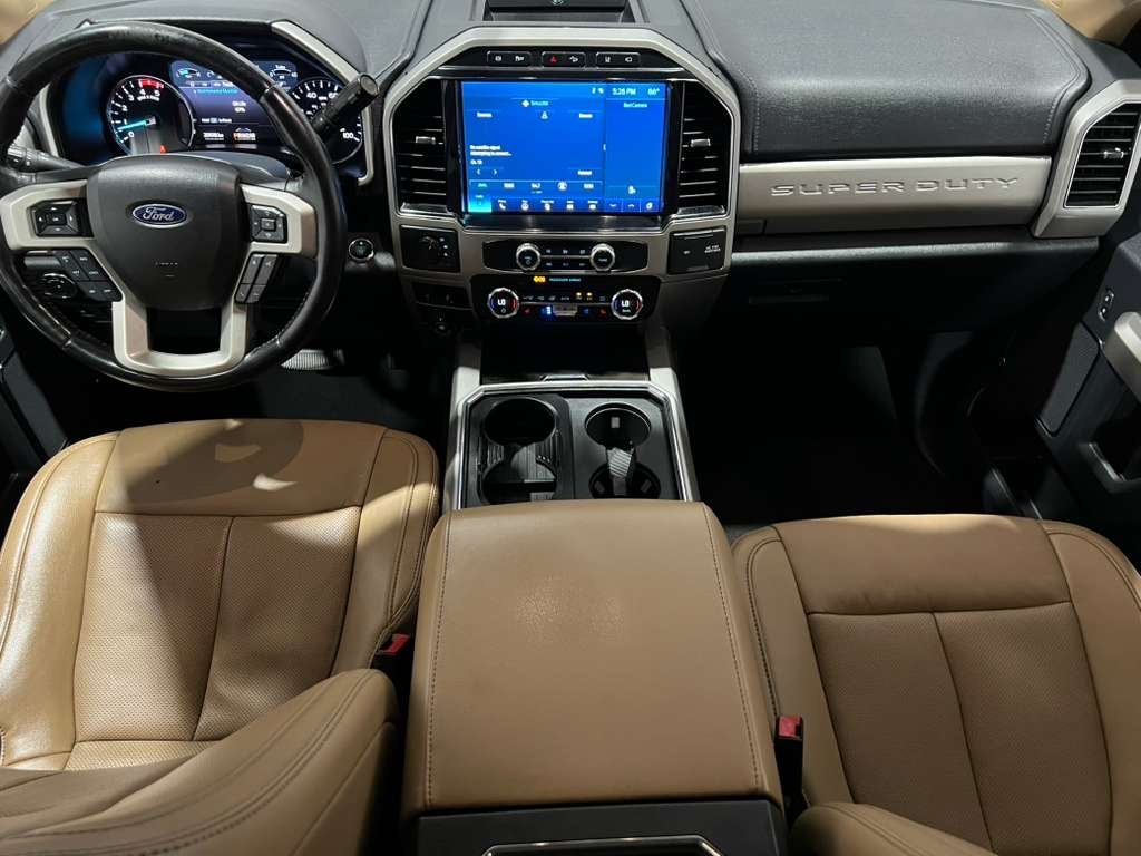 Ford F-350 SD Lariat Crew Cab Long Bed DRW 4WD 2022