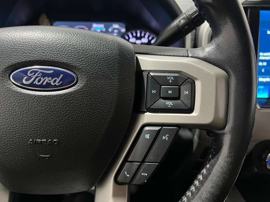 Ford F-350 SD Lariat Crew Cab Long Bed DRW 4WD 2022