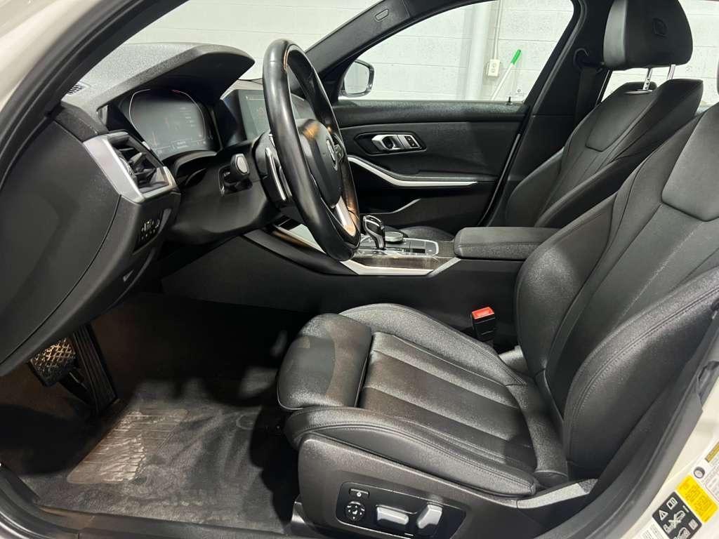 BMW 3-Series 330i xDrive 2020