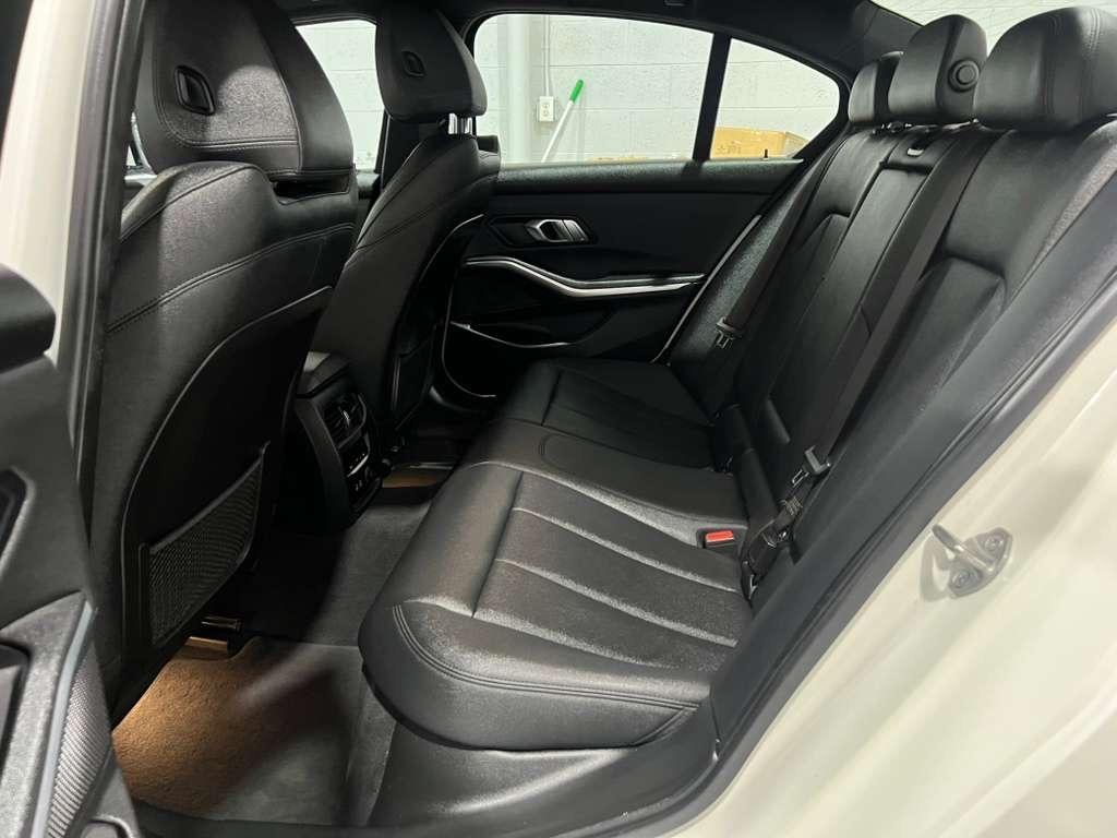 BMW 3-Series 330i xDrive 2020