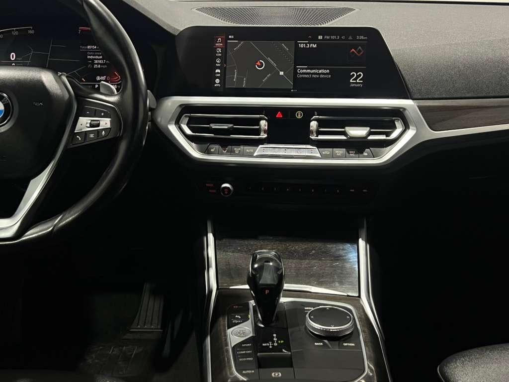 BMW 3-Series 330i xDrive 2020