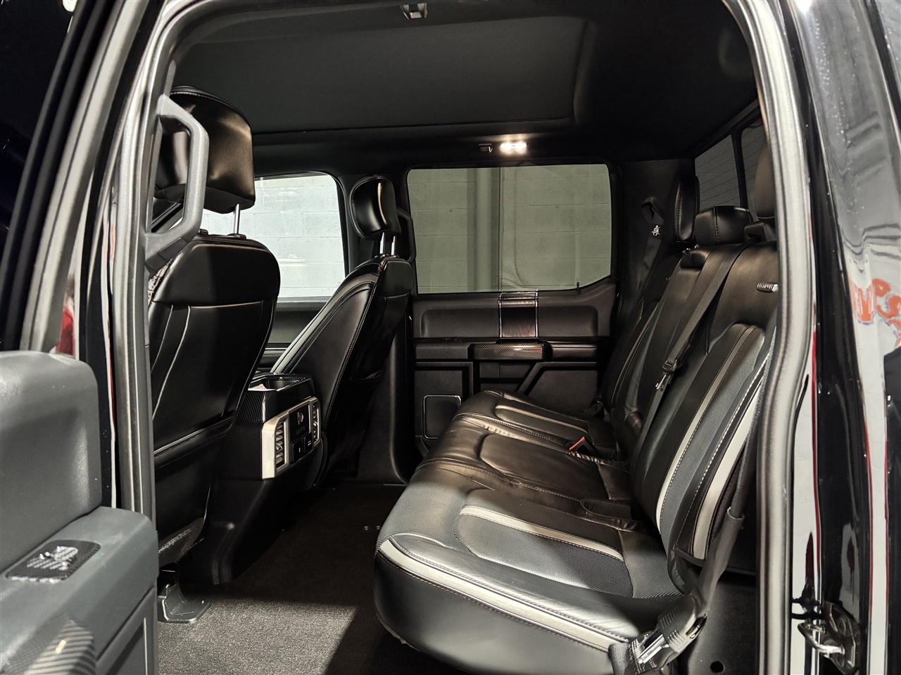 Ford F-150 Platinum SuperCrew 5.5-ft. Bed 4WD 2018