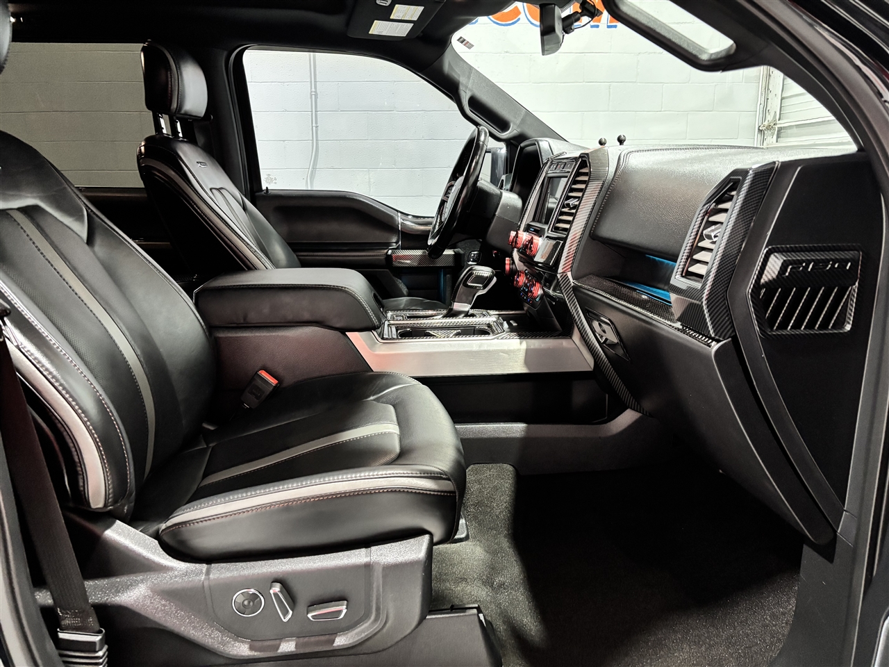 Ford F-150 Platinum SuperCrew 5.5-ft. Bed 4WD 2018