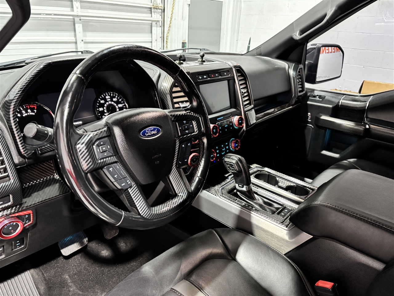 Ford F-150 Platinum SuperCrew 5.5-ft. Bed 4WD 2018