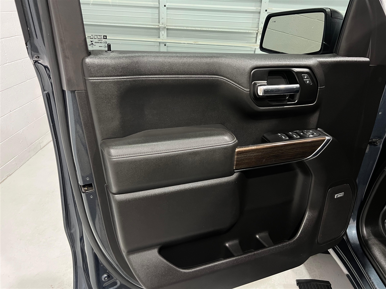 Chevrolet Silverado 1500 LT Trail Boss Crew Cab 4WD 2021