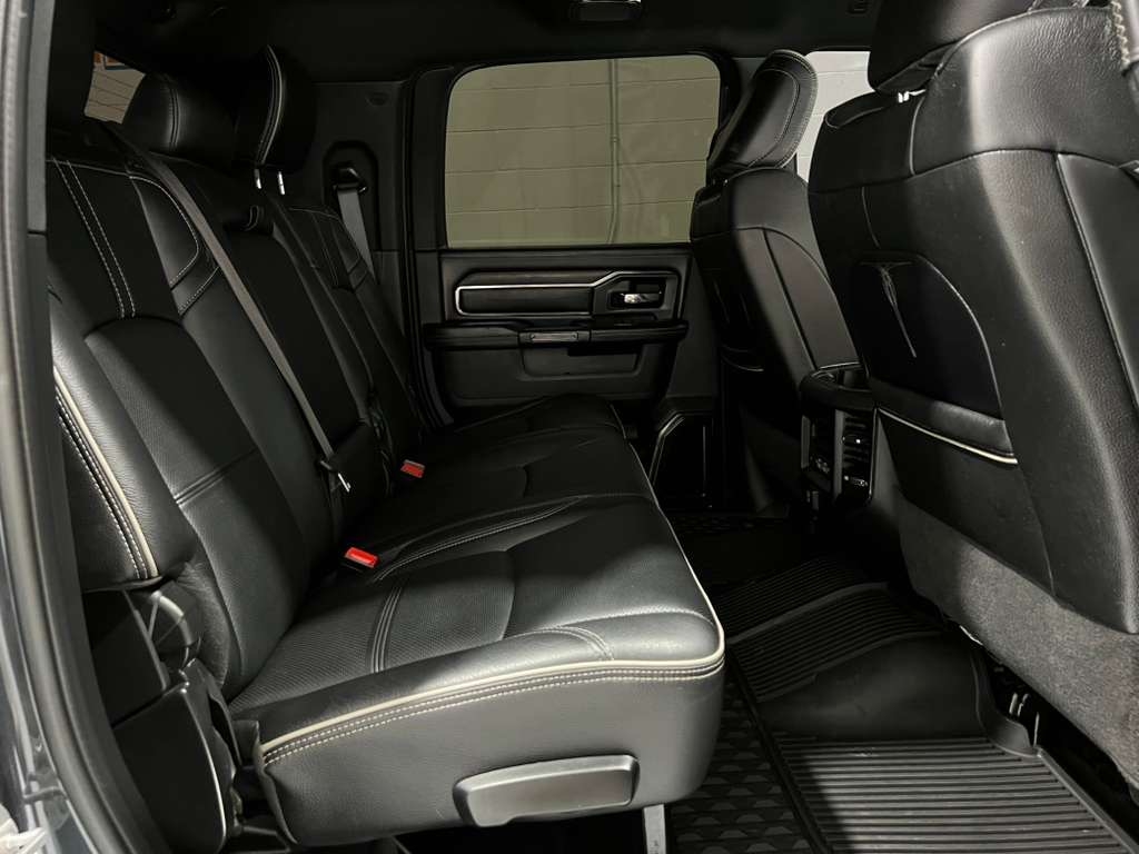 RAM 2500 Limited Mega Cab 4WD 2022