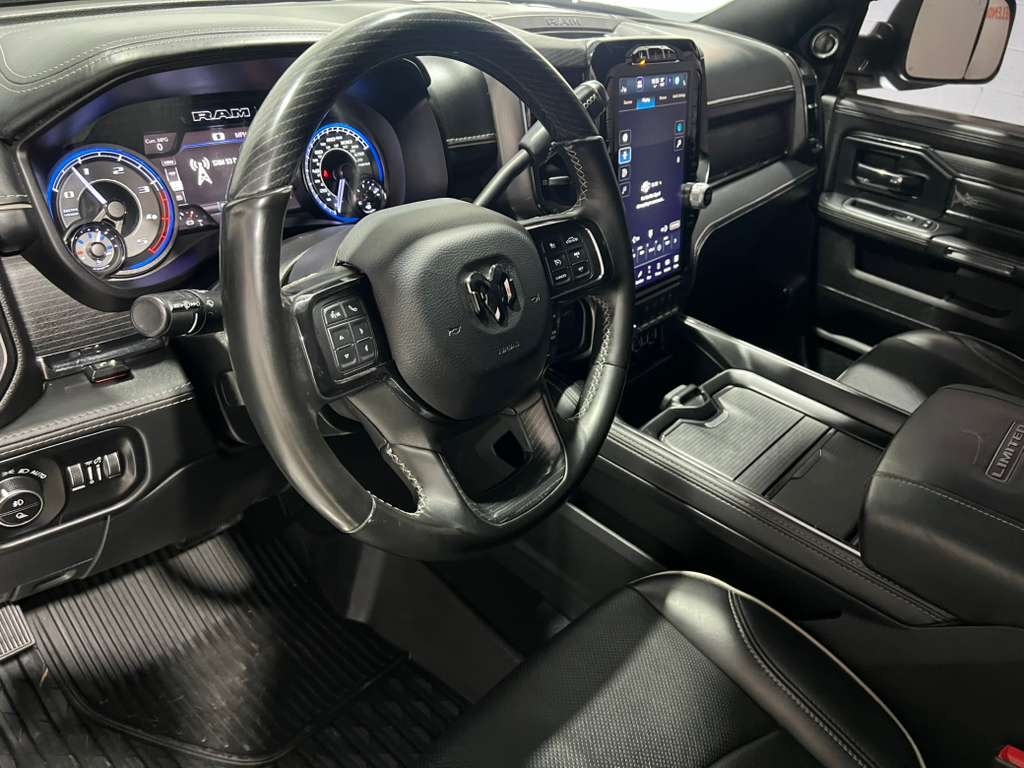 RAM 2500 Limited Mega Cab 4WD 2022