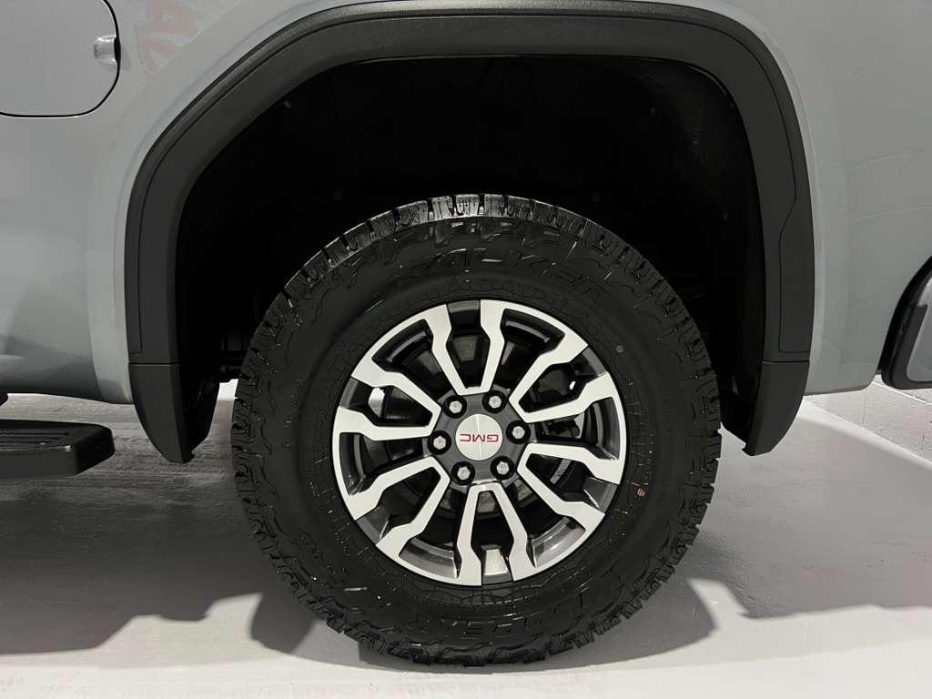 GMC Sierra 1500 AT4 Crew Cab Long Box 4WD 2019
